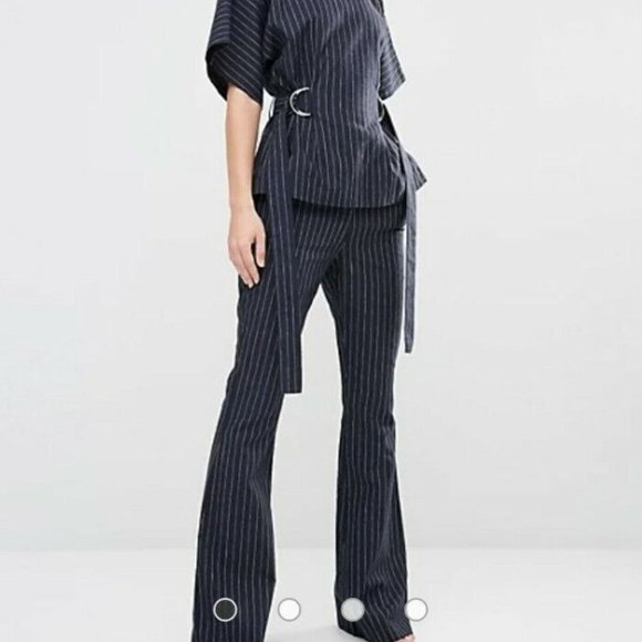 Finders keepers navy pinstripe flare pants lknw euc small summer spring … - Picture 1 of 5